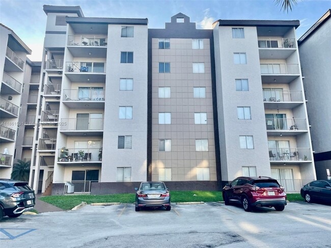 Building Photo - 15221 SW 80th St Unit 512 Rental