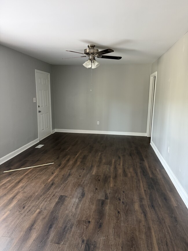 Photo - 1401 10th Ave