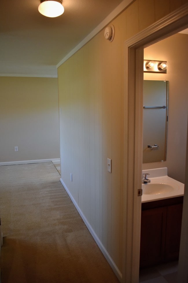 Greenwood Farms Apartments