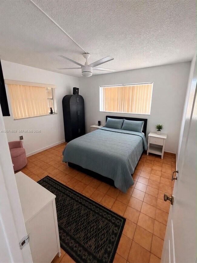 Photo - 3640 NW 9th St Unidad 407
