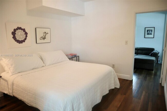 Photo - 564 NW 51st St Unit C