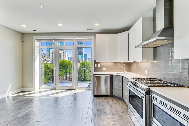 Photo - 317 W Evergreen Ave Unidad 301