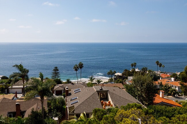 Coastal Elegance Meets Everyday Luxury - Coastal Elegance Meets Everyday Luxury Apartment