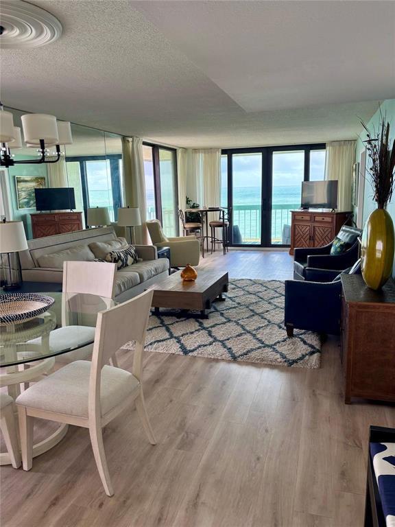 Photo - 9940 S Ocean Dr Unidad 501