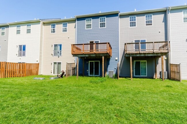 Photo - 172 Drexel Ct