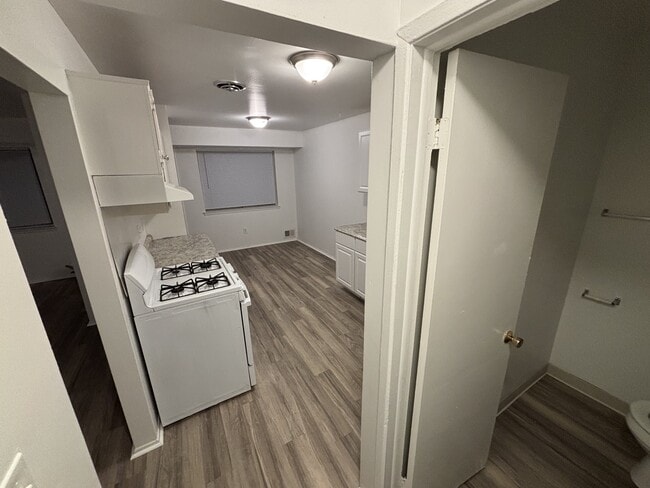 Photo - 24885 Mayfair St