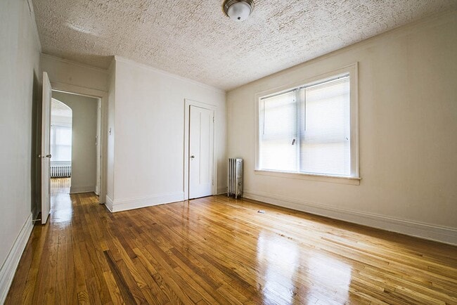 Photo - 8236 S Maryland Ave Chicago, IL 60619