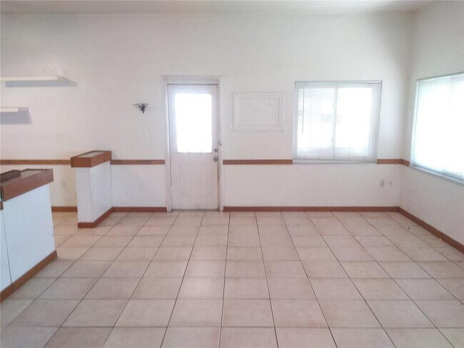 Photo - 5160 102nd Way N