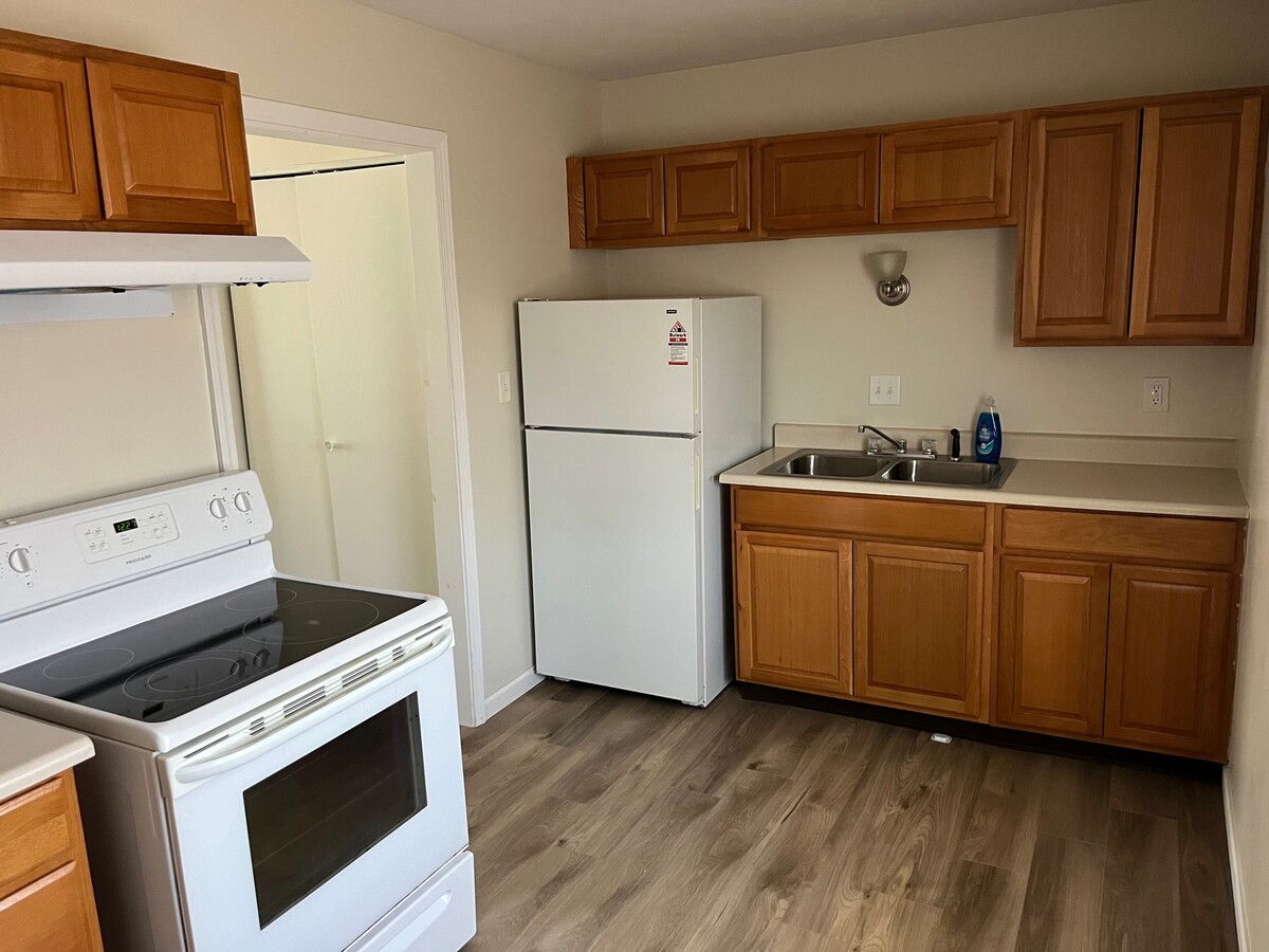 Photo - 2275 N Cable Rd Apartments