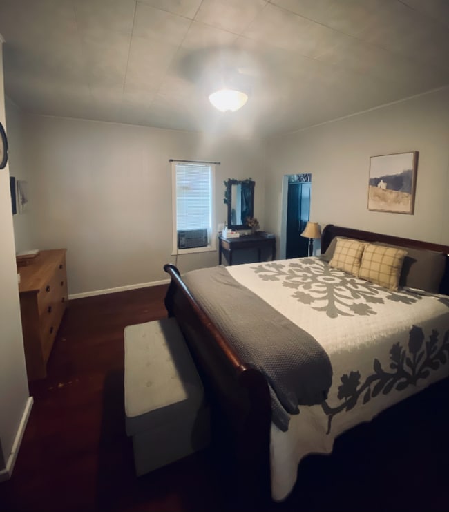 Photo - 1915 N 3rd Street Unidad 1915 N 3rd Street Lower