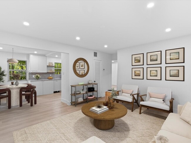 Building Photo - 5625 SW 80th St Unit 113B