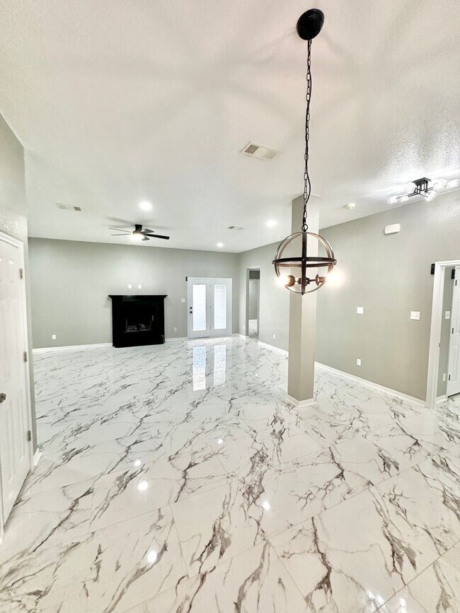 Photo - AVAILABLE NOW!!