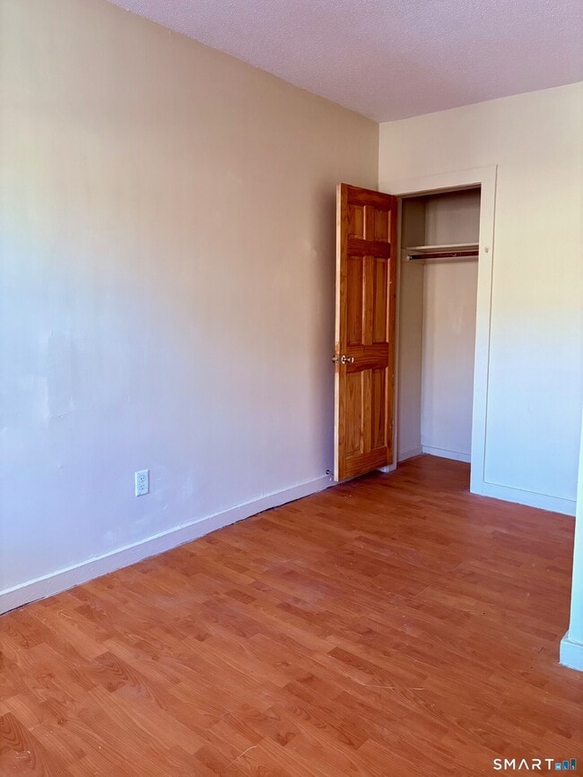 Photo - 2 Read St Unit 3