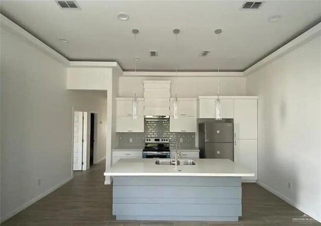 Photo - 13 Glasscock Unit 6