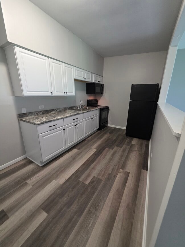Photo - 701 Brink St Unidad A