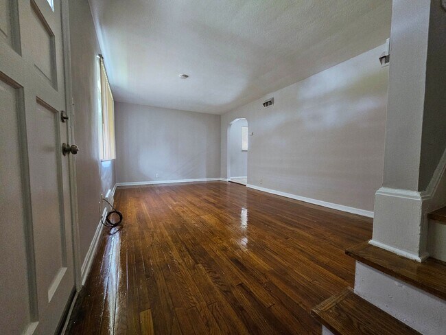 21030 Morris Ave