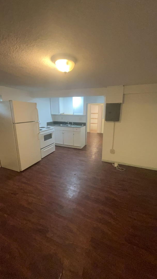 Photo - 507 W Baker St