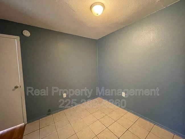 2246 Anne Marie Dr Unit C