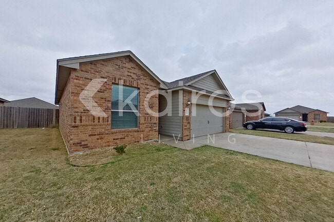 Photo - 825 NW 5th St