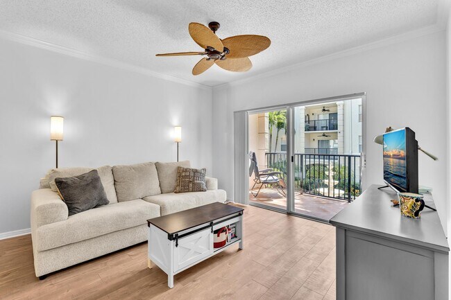Building Photo - 4216 Tuscany Way Unit 4216