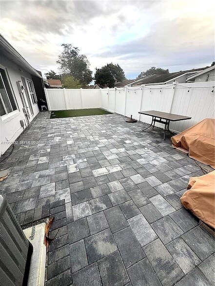 Photo - 5482 Lakewood Cir S