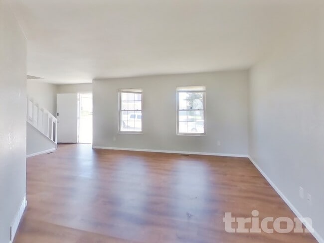 Photo - 7340 Windy Peak Dr