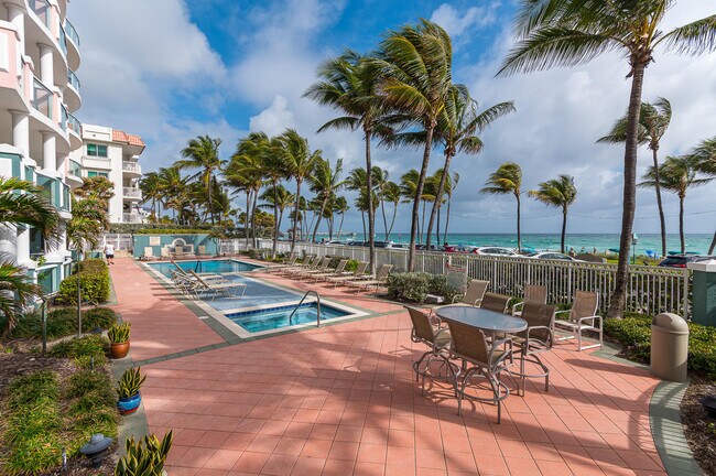 Photo - 2051 SE 3rd St Unidad 101