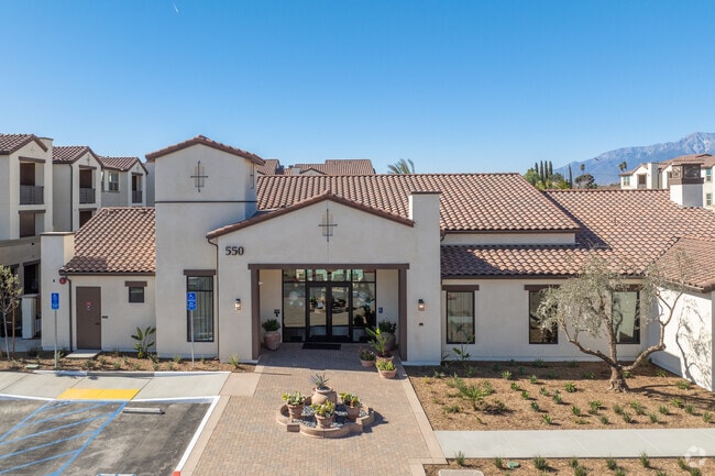 Entrance - The Kingsley Luxury Apartments