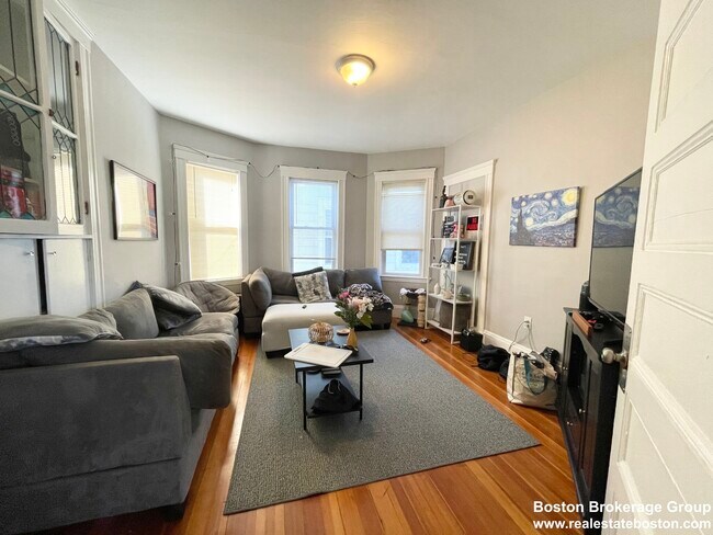 Photo - 11 Taft St Unit 3