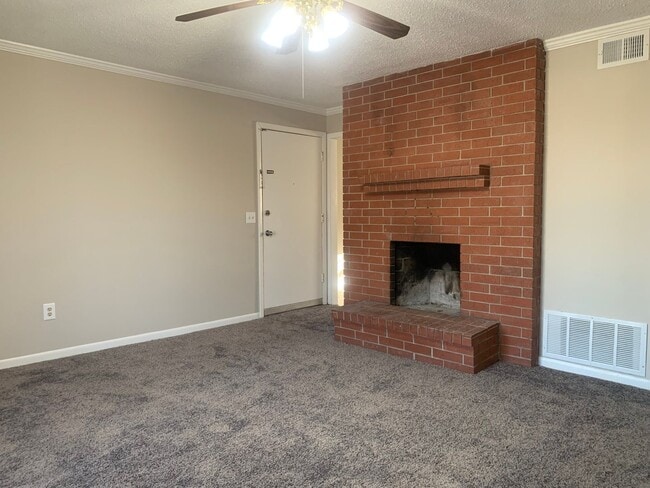 Webster Court Apartments
