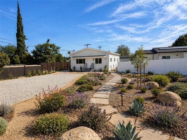 Building Photo - 9132 Balcom Ave