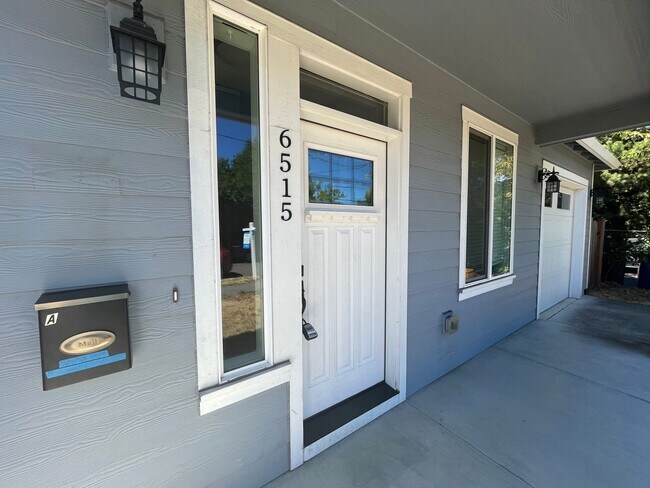 6515 SE 81st Ave Unidad A
