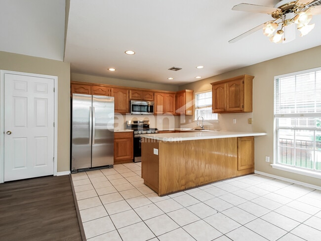 Photo - 11415 Mulberry Cir