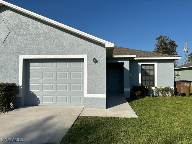 Photo - 3724 SE 9th Pl Townhome
