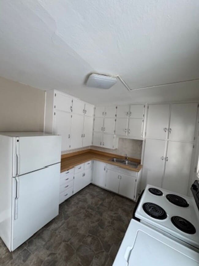 Photo - 2nd Ave NW Tripoli Unit Apartment 100