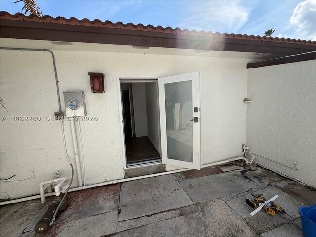 Photo - 17843 NW 63rd Ct Unit 0
