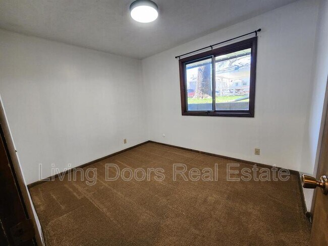 Photo - 1215 A St Unit #2