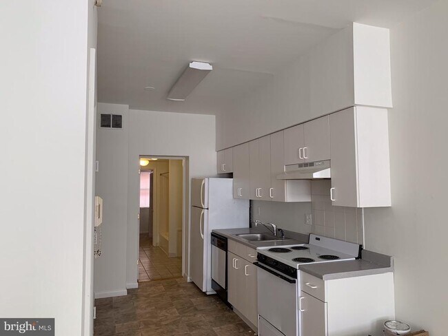 Photo - 1203 Locust St