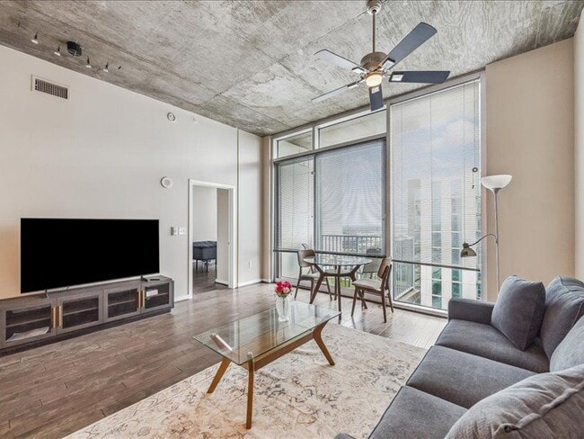 Photo - 5925 Almeda Rd Unit 12704
