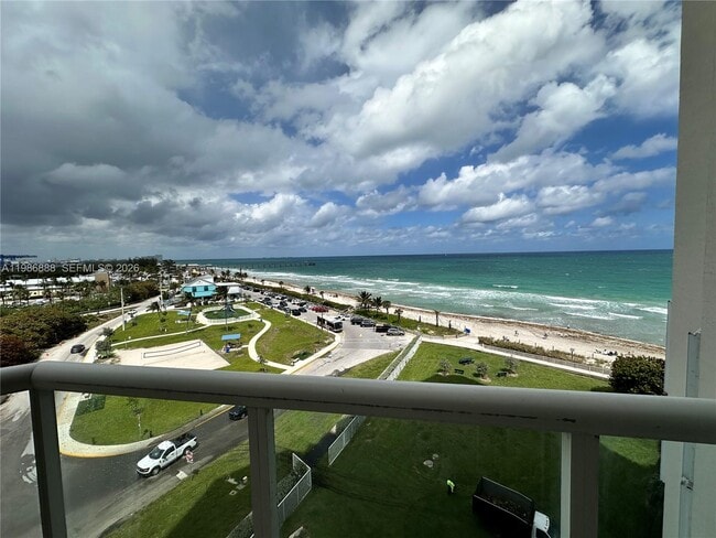 Photo - 6051 N Ocean Dr Unit 704