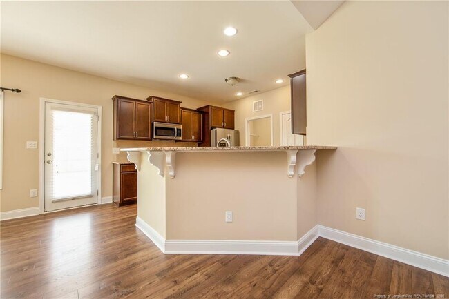 620 Stonebriar Ave