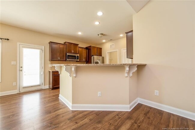 Photo - 620 Stonebriar Ave