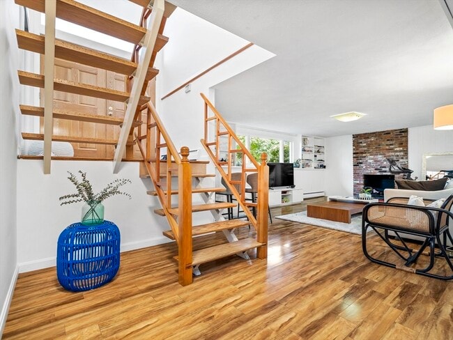 Photo - 6 Nelson Dr