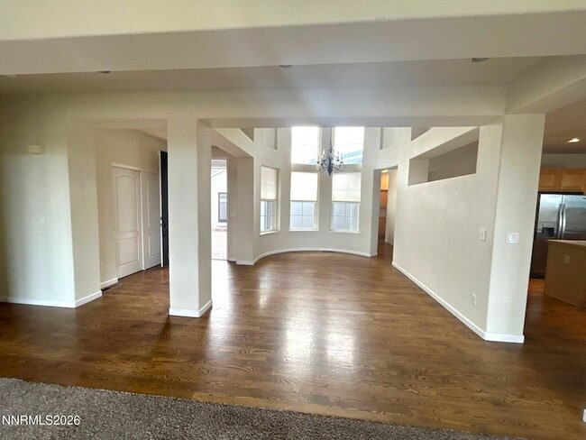 Photo - 3084 10 Mile Dr