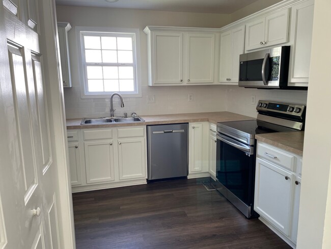 Photo - 120 Owl Trace Ln