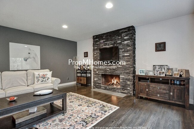 Photo - Charming Updated First Addition Cottage!