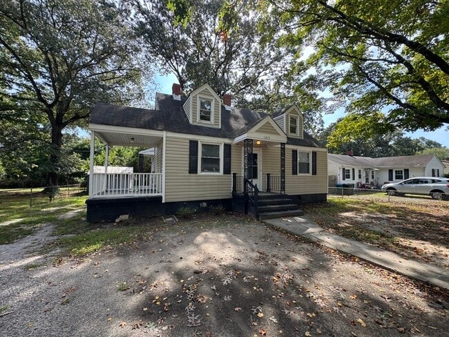 Building Photo - 1215 Richeson Ave Rental