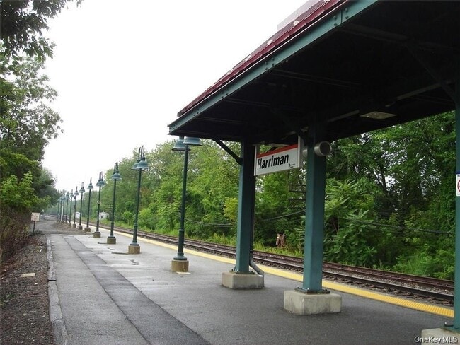 Photo - 13 Lake St Unit 205