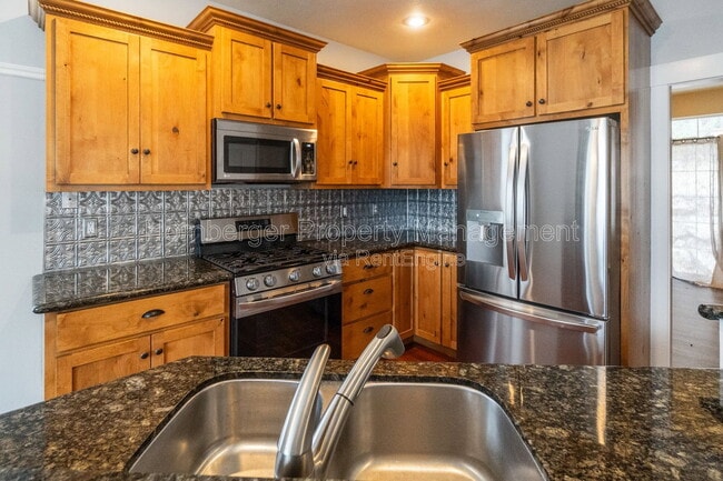 Photo - 6106 E 14th Ln