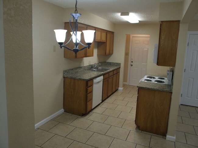 Photo - 6867 S Creek Dr Townhome